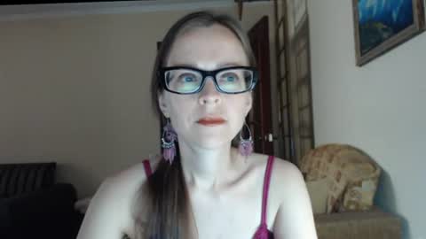 YourMistress online show from June 18, 2026, 8:36 am