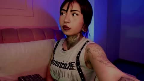 Eva online show from February 11, 2025, 4:46 pm