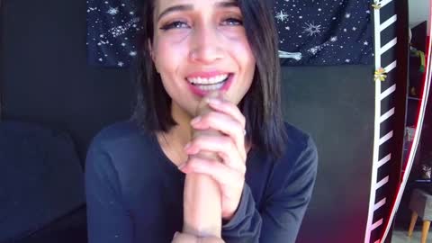  Eva online show from December 20, 2024, 6:24 pm