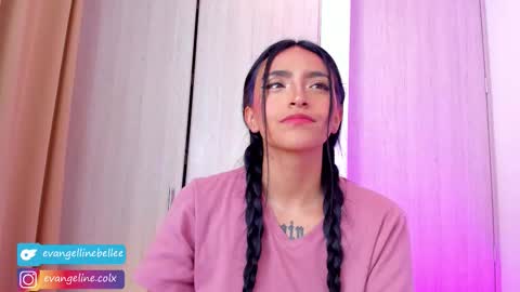 Snapshot of evangellinebellee chatting on December 17, 2025, 11:38 am Evangelline online show from December 17, 2025, 11:38 am