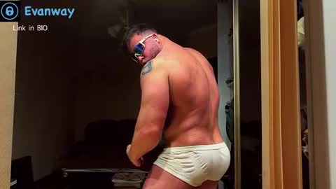 EvanHOTi online show from February 24, 2026, 3:26 am