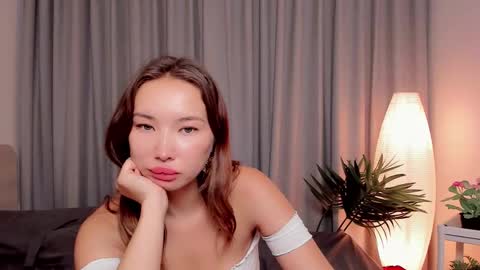 evanonsense online show from March 3, 2025, 2:04 am