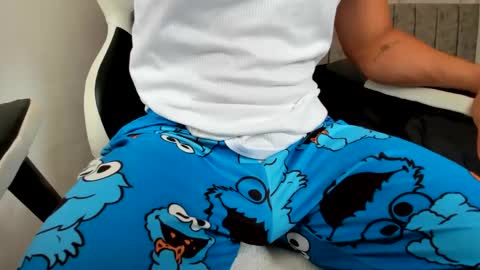 Evan online show from September 15, 2025, 2:17 pm