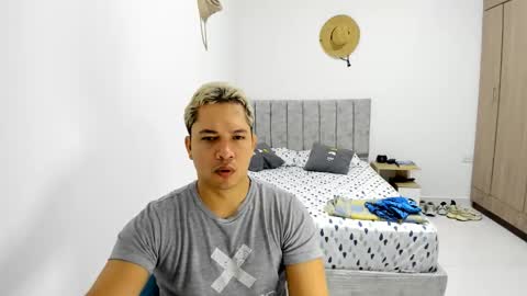 Snapshot of evans_king chatting on June 9, 2026, 12:17 pm Evan online show from June 9, 2026, 12:17 pm