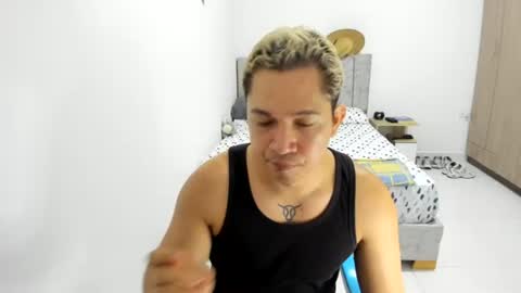 Snapshot of evans_king chatting on June 14, 2026, 2:41 pm Evan online show from June 14, 2026, 2:41 pm