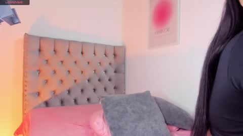 Eva Olimpo online show from April 20, 2026, 2:03 am