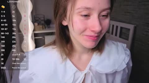 Eva online show from February 15, 2026, 7:10 pm