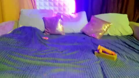 Eva online show from April 20, 2026, 10:44 pm