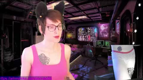 Vivi online show from December 1, 2025, 11:21 pm