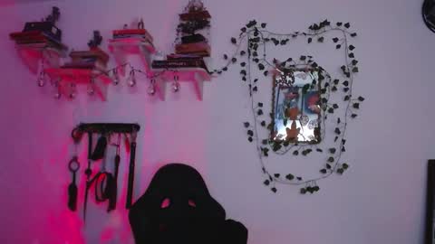 Eve Blue  friends. IG eve blue77 TW EveBlue 1 OF eveblue7 online show from February 5, 2026, 2:16 am