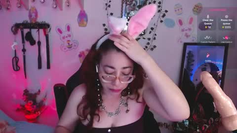 Eve Blue  friends. IG eve blue77 TW EveBlue 1 OF eveblue7 online show from March 31, 2026, 6:36 am