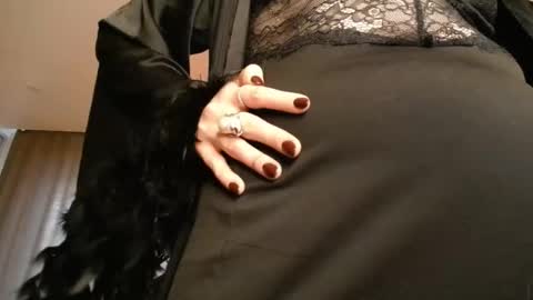 Eve  online show from December 5, 2025, 7:17 am