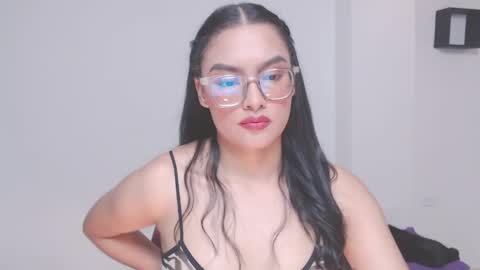 Eve Rox18 online show from April 28, 2026, 11:21 pm