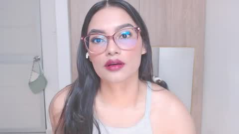 Eve Rox18 online show from June 24, 2026, 11:48 pm