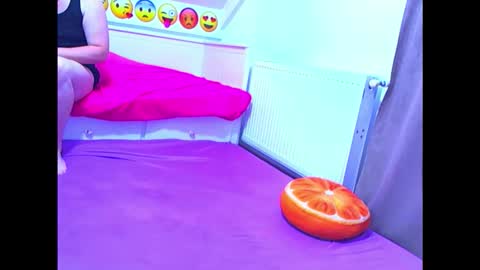 EVEANDMAX online show from April 21, 2026, 2:45 pm