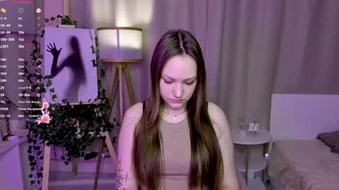 Snapshot of evegreenlee chatting on June 14, 2026, 7:21 am evegreenlee online show from June 14, 2026, 7:21 am