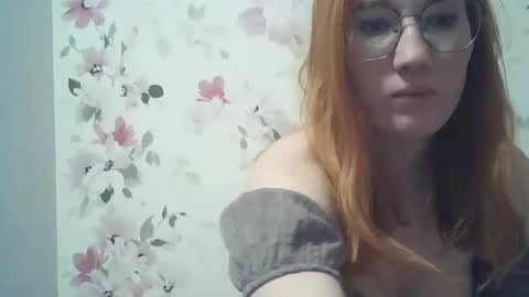 Evelina online show from April 19, 2026, 3:44 pm