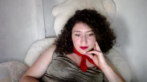 Snapshot of evelin97 chatting on April 4, 2026, 7:44 pm evelin97 online show from April 4, 2026, 7:44 pm
