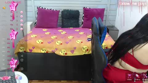 evelin zaens online show from February 21, 2025, 7:34 am