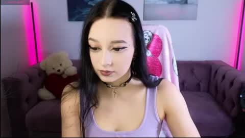 Evelina online show from April 23, 2026, 6:03 am