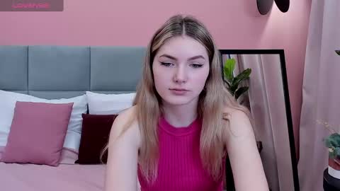 Eveline online show from March 9, 2025, 8:51 am