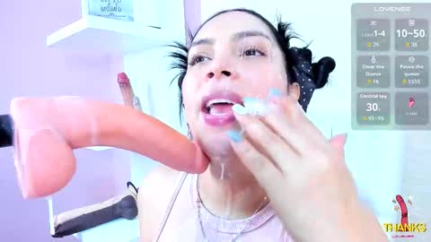 Evelinn belen online show from October 18, 2025, 3:57 pm