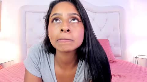 evelyn ebony online show from December 7, 2024, 10:12 am