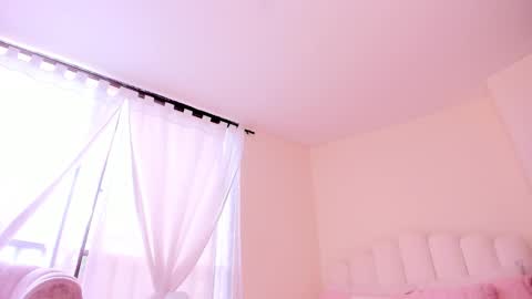 Eve online show from October 9, 2025, 6:28 pm