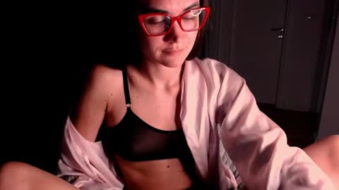 Evelyn online show from June 18, 2026, 6:56 pm