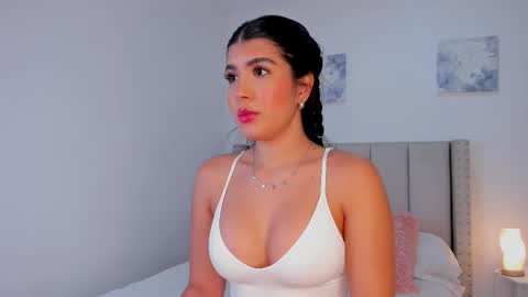 Evelyn online show from January 11, 2026, 9:53 pm