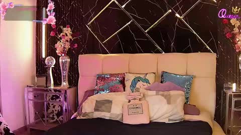 EvelynaGrey online show from April 18, 2026, 8:40 am