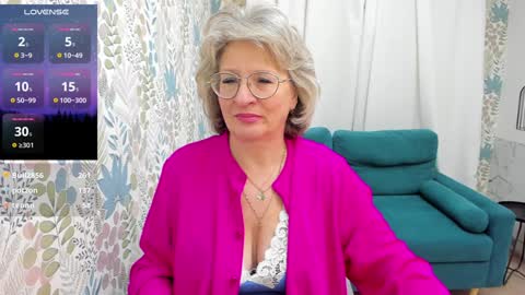 Evelyn online show from December 19, 2024, 9:29 am