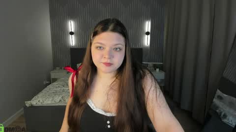 Snapshot of evelyne_loo chatting on April 11, 2026, 1:10 am Evelyne Loo online show from April 11, 2026, 1:10 am