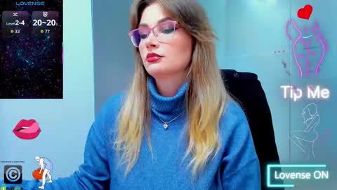 evelyne_rose online show from November 12, 2025, 6:25 am