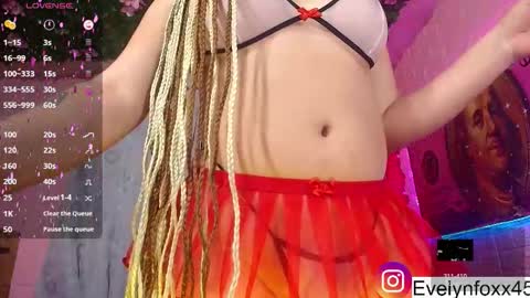 evelyn Foxx new account online show from October 27, 2025, 9:08 pm