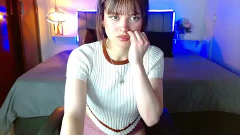 Snapshot of evelynn_fox_ chatting on June 11, 2026, 7:12 pm evelynn_fox_ online show from June 11, 2026, 7:12 pm