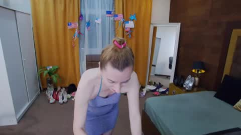 evelynreagan online show from July 25, 2026, 6:11 am