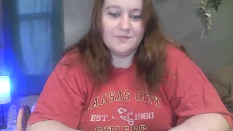 Snapshot of evelynvanderbilt chatting on December 9, 2024, 1:55 pm Evelyn Vanderbilt online show from December 9, 2024, 1:55 pm