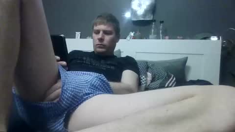 Snapshot of everlast111 chatting on February 28, 2025, 8:50 pm everlast111 online show from February 28, 2025, 8:50 pm