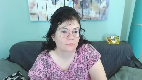 Everly online show from January 29, 2025, 8:51 am