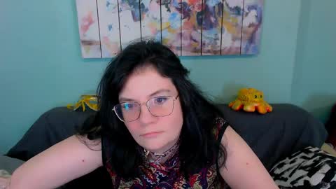 Snapshot of everly_rays chatting on April 23, 2026, 6:47 am Everly online show from April 23, 2026, 6:47 am
