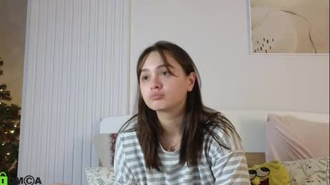 evi_woow online show from December 1, 2024, 11:58 pm