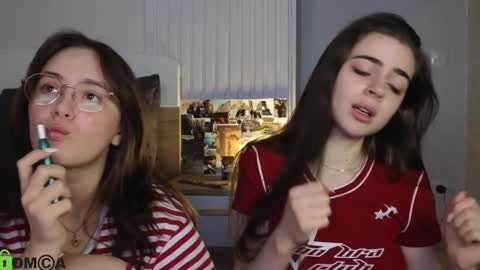 evi_woow online show from January 22, 2025, 10:26 pm