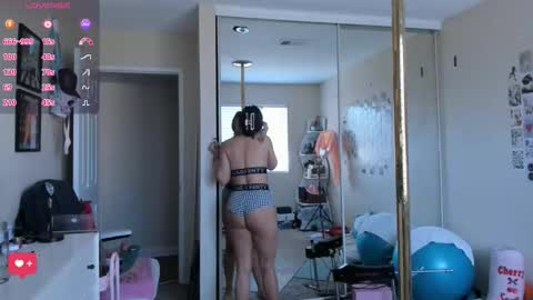 Evie Luna online show from March 1, 2026, 10:45 pm