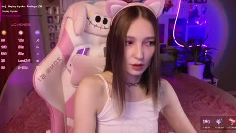 Evie online show from May 8, 2026, 12:16 am