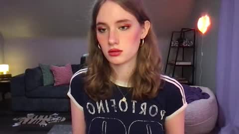 Evie3 online show from March 1, 2025, 11:37 pm