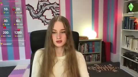 Snapshot of eviecam chatting on July 29, 2026, 8:29 pm Evie3 online show from July 29, 2026, 8:29 pm