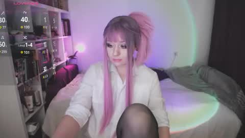 Snapshot of eviecuster chatting on July 16, 2026, 7:20 pm Im gonna be on in 2 hours online show from July 16, 2026, 7:20 pm