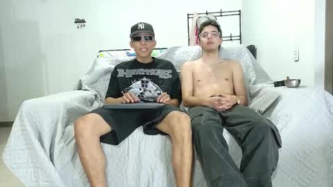 evil_boss1 online show from April 21, 2026, 4:19 am