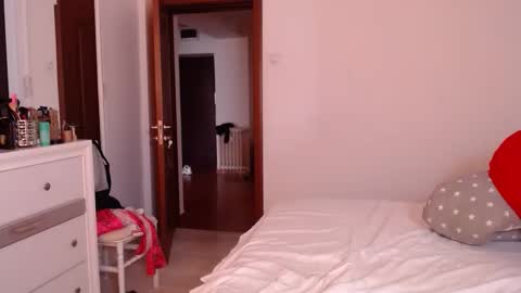 ONLYFANS  There are legends that in this room all your wishes can come true  Private is Open online show from April 21, 2026, 4:30 am